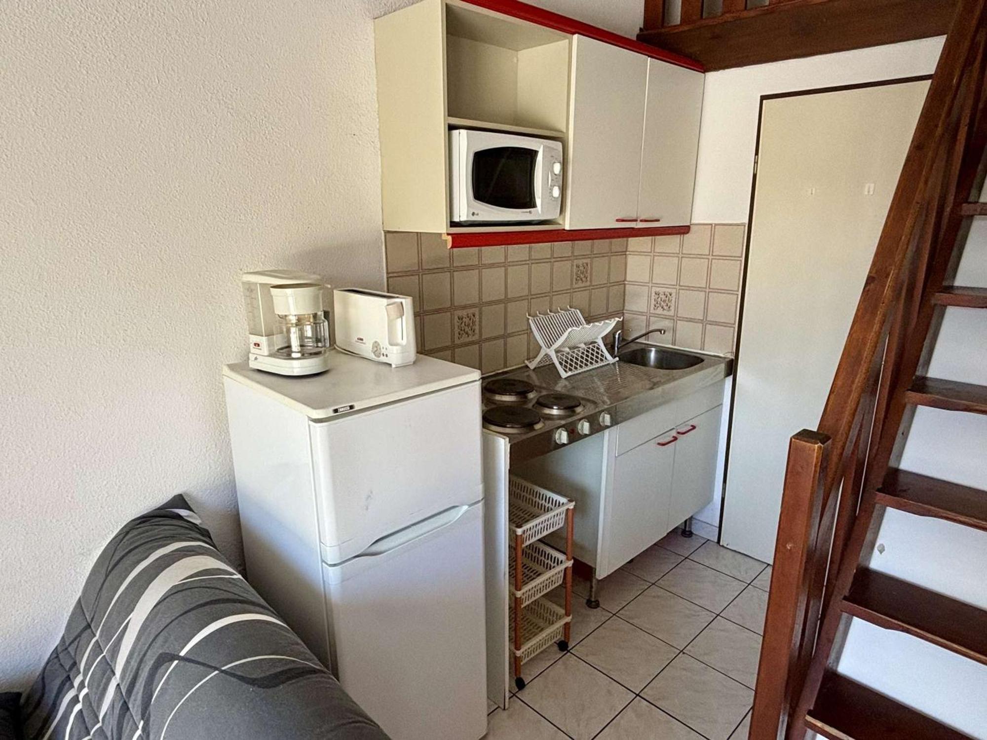 Maison 2 Pieces Avec Mezzanine, Piscine Et Parking Prives, 6 Couchages A 700M De La Plage - Argeles-Sur-Mer - Fr-1-225-74 Bagian luar foto